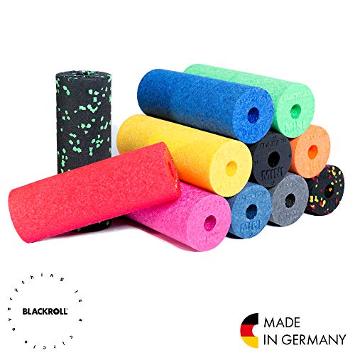 BLACKROLL® MINI Faszienrolle (15 x 5 cm), selbstmassierende Fitness-Rolle, handlich für unterwegs, mittlere Härte, Made in Germany, Schwarz/Grün